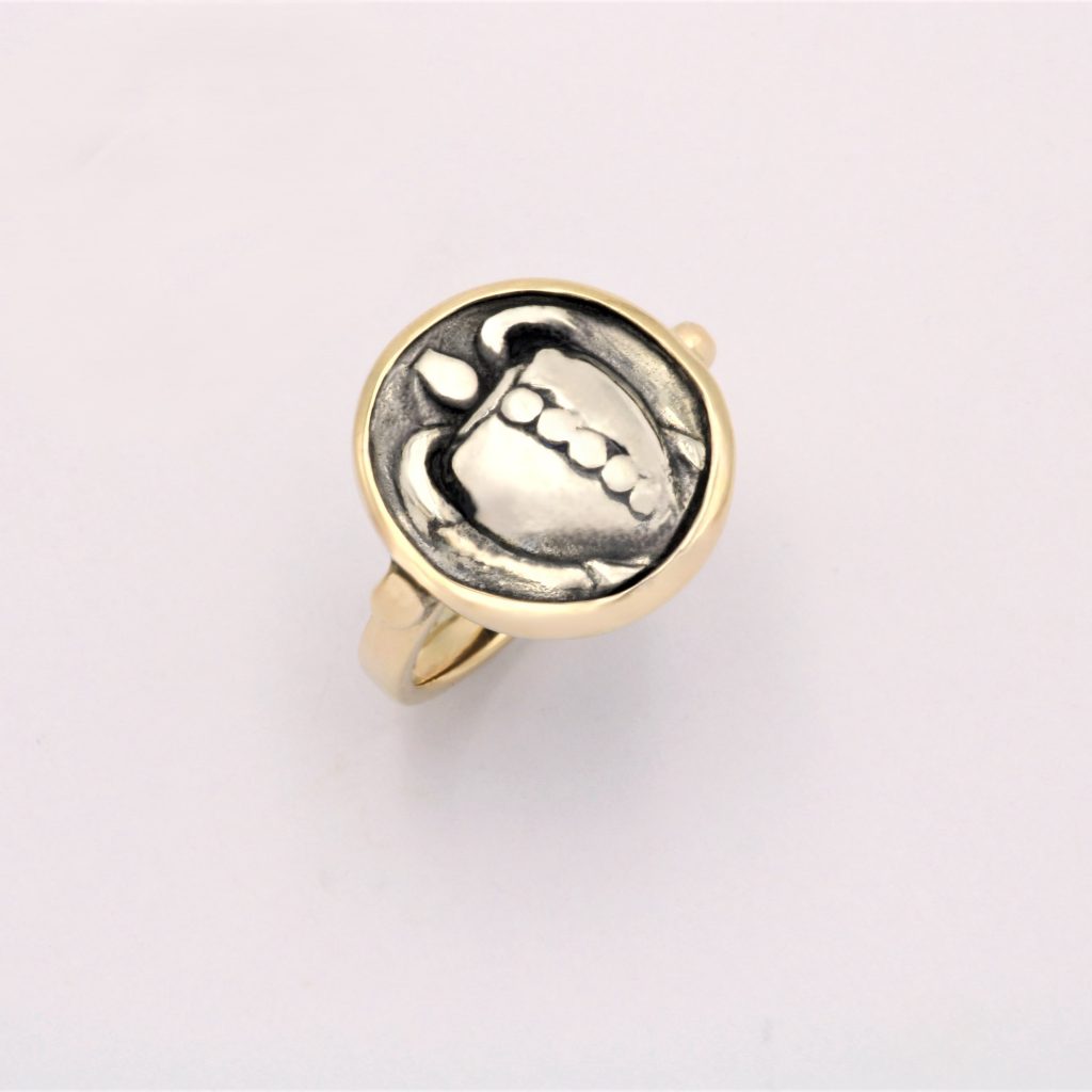 “Sea turtle” Ring gold coin