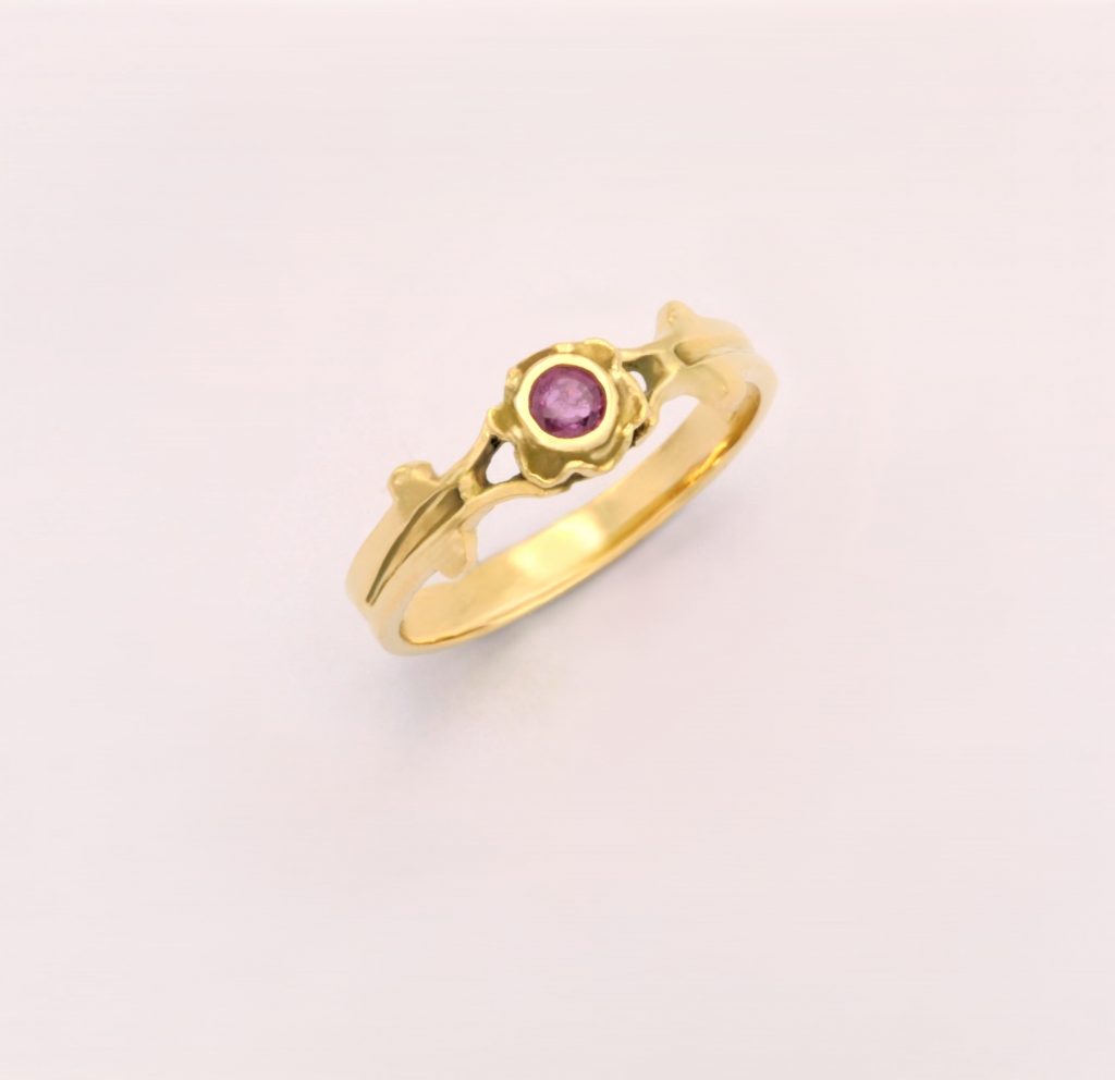 “Antique ΙΙ” Ring, gold, ruby