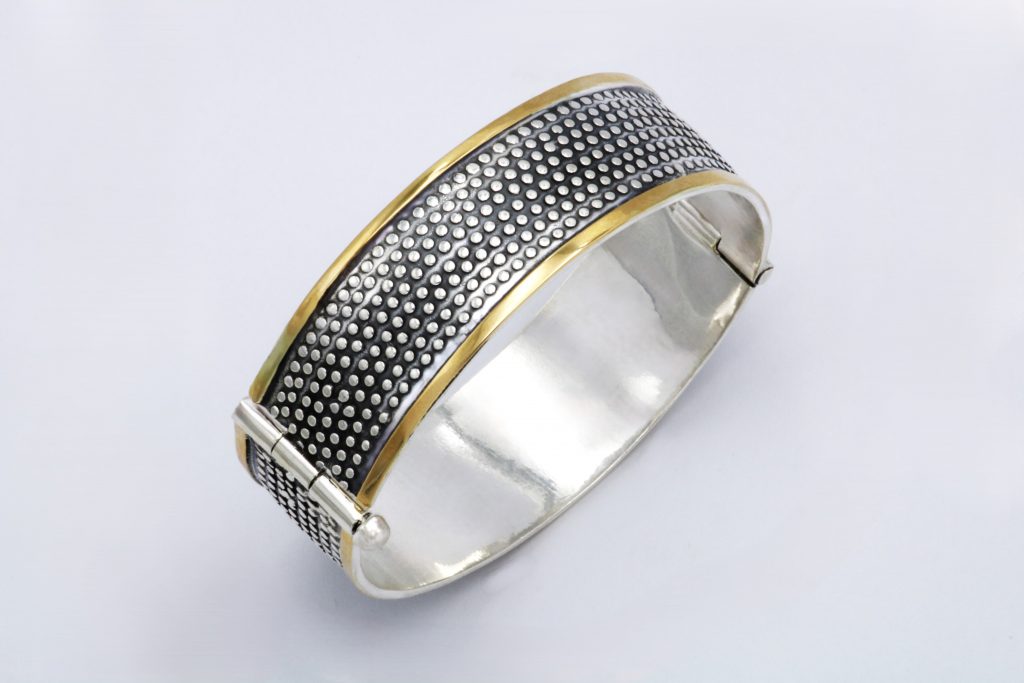 “Full of dots” Bracelet, silver and gold