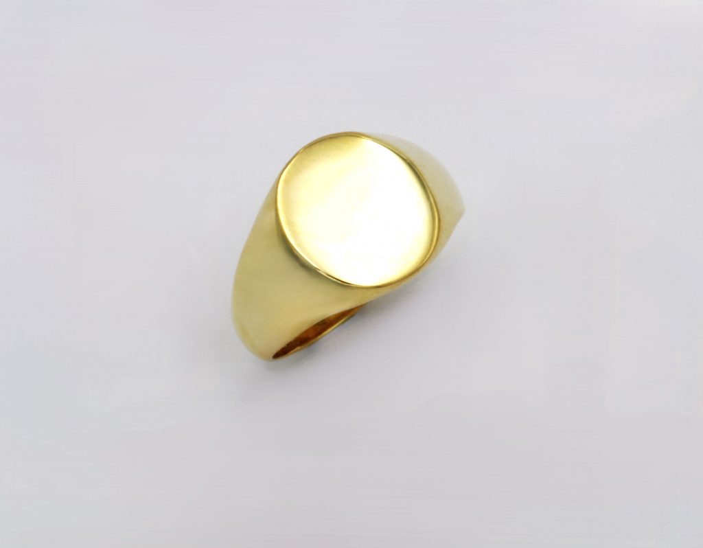 “Unisex oval” Ring, silver, yellow