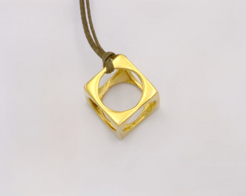 “Square the circle” Pendant, silver, yellow