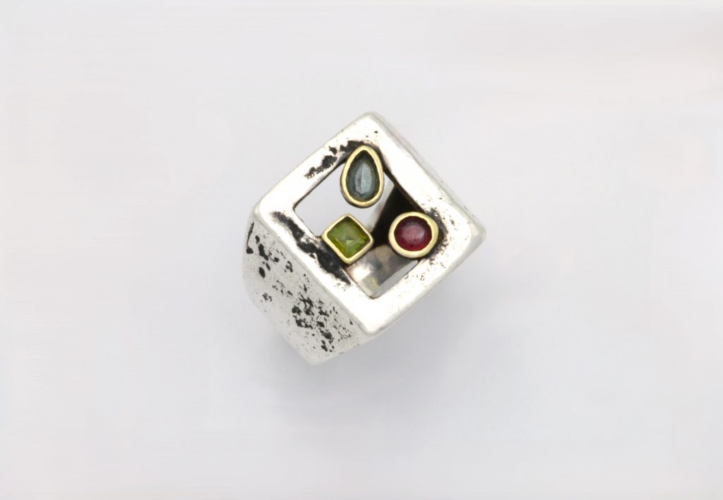 “Rainbow window” Ring, silver and gold, tourmaline