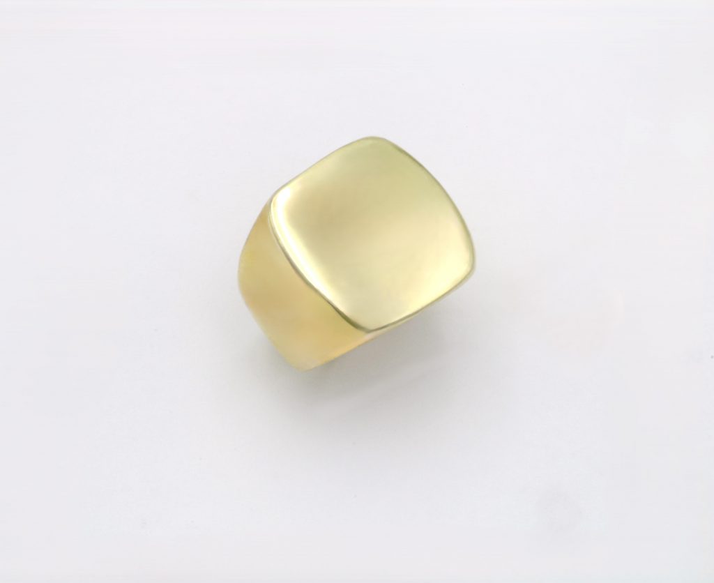 “Chevalier carré arrondi” Ring, silver, yellow