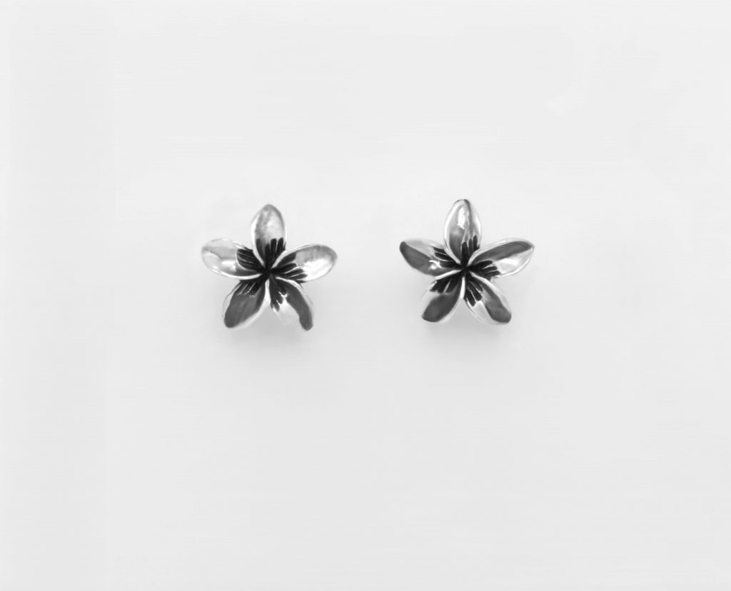 “Frangipani” Earrings silver