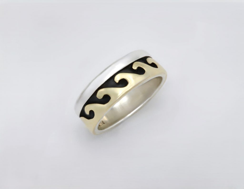 “Wave” Ring, silver and gold